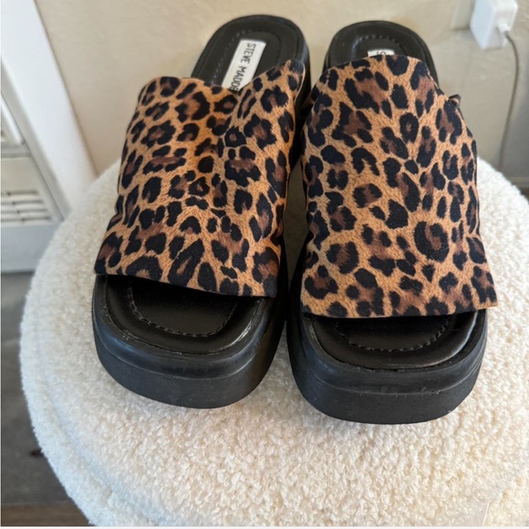 Steve Madden y2k leopard print platform slides 7 - Picture 2 of 7